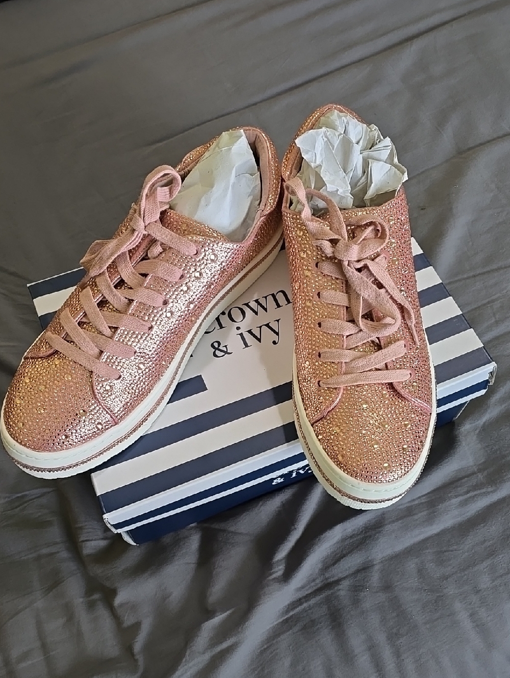 crown & ivy Rose Gold Sparkle Low-Top Women's Sneakers - Size 11